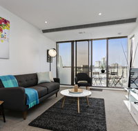 Complete Host Epic Apartments - Go Out