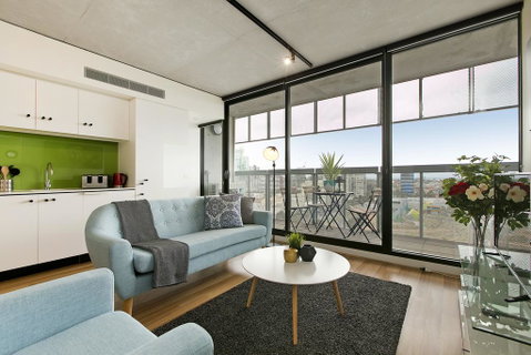 Complete Host Guild Apartments - Go Out 1