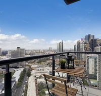 Complete Host Southpoint Apartments - Go Out