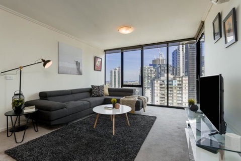Complete Host Southpoint Apartments - Go Out 1