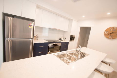 Contemporary Esprit With River Reserve Access - Go Out 3