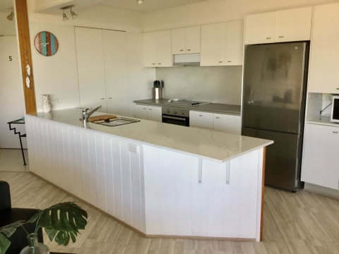 Coolum Beach Resort - Pubs and Clubs 1