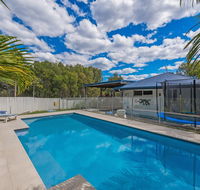 Coolum House Pet Friendly - Pubs and Clubs