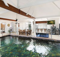 Coolum Retreat Pet Friendly Sunshine Coast Holiday House - Pubs and Clubs
