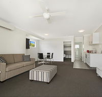 Cooroy Luxury Motel Apartments - Pubs and Clubs