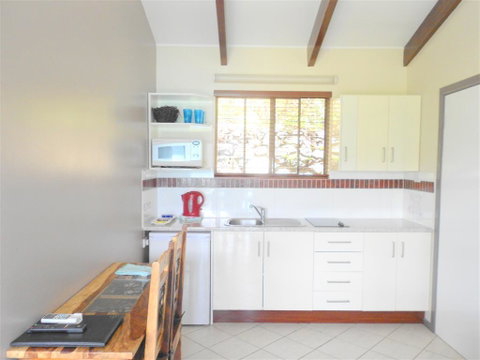 Coral Point Lodge - Go Out 2