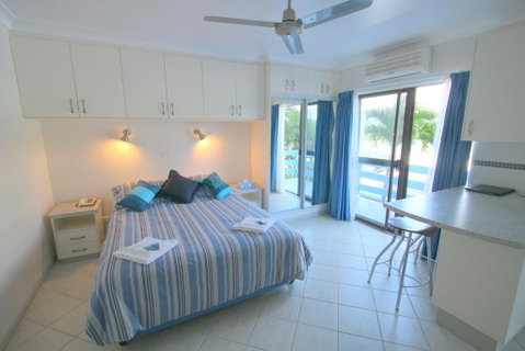 Coral Point Lodge - Go Out 1