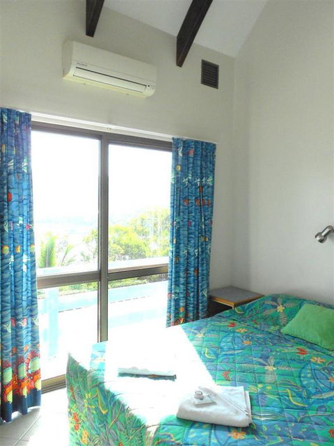 Coral Point Lodge - Go Out 3