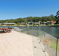 Cormorant Waterfront Home - Go Out