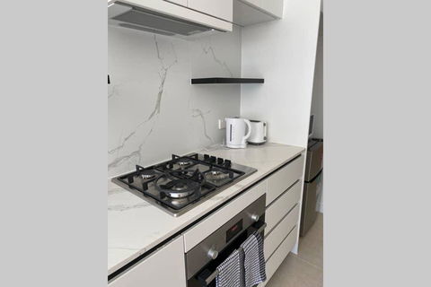 Cosy Apartment @ Clayton (Monash17) - Pubs and Clubs 3