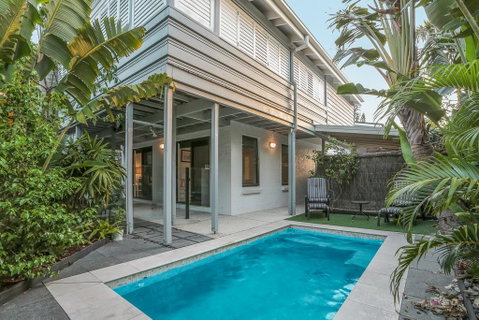 Cosy But Cool, Sunshine Beach - Go Out 0