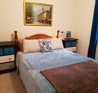 Cosy Quiet Bedroom Ferny Grove - Pubs and Clubs