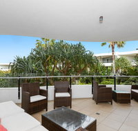 COTTON BEACH 37 - PRIVATE BEACHFRONT COMPLEX - Pubs and Clubs