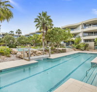 COTTON BEACH APARTMENT 33 WITH POOL VIEWS - Go Out