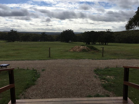 Country Cabin With Mountain Views Close To Ballarat - Go Out 2