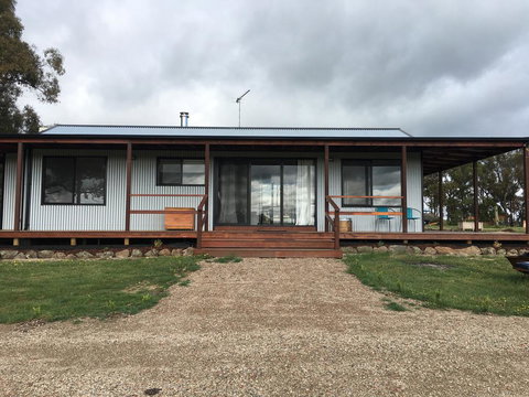 Country Cabin With Mountain Views Close To Ballarat - Go Out 1