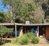 Country Lane Lysterfield - Pubs and Clubs