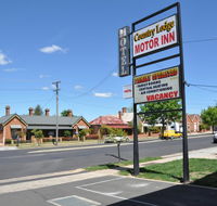 Country Lodge Motor Inn - Pubs and Clubs