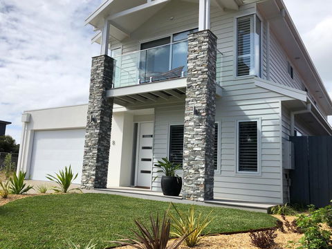 Cove Place Retreat - Luxury Accommodation Phillip Island - Go Out 1