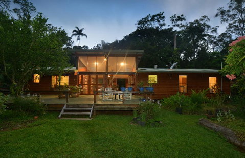 Cow Bay Homestay B&B - Pubs and Clubs 2