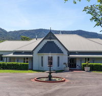 Cowley House - stunning entertainer views pool - Pubs and Clubs