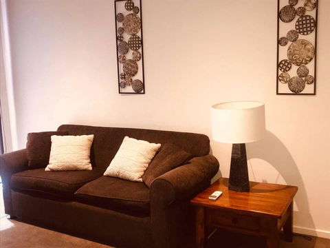 Creekside Apartment - Pubs and Clubs 1