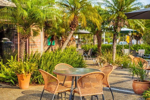 Crescent Head Resort & Conference Centre - Pubs and Clubs 0