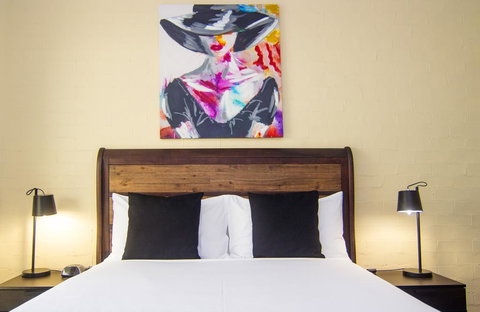 Crescent Motel Taree - Pubs and Clubs 2