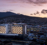 Crowne Plaza Hobart - Pubs and Clubs