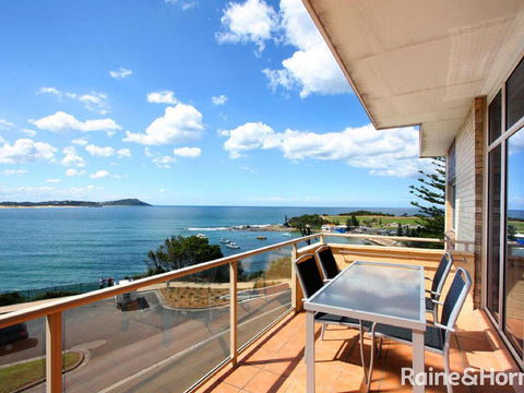 Cumbernauld #25 - 25/12 Terrigal Esp, Terrigal - Pubs and Clubs 0