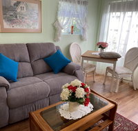 Curtis Falls Studio-Apartment - Pubs and Clubs