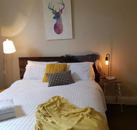Cute Cottage On Byng - Walk To Town AND Pet Friendly - Pubs and Clubs