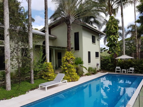Daintree Village Bed And Breakfast - Pubs and Clubs 0
