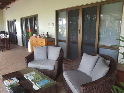 Daintree Village Bed And Breakfast - Pubs and Clubs 2