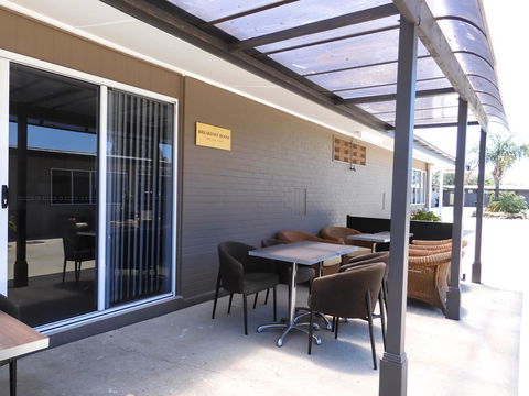Dalby Parkview Motel - Pubs and Clubs 2