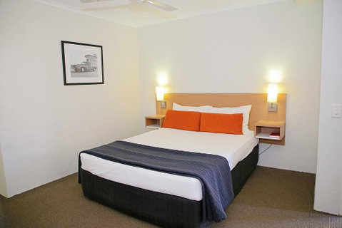 Darcy Arms Hotel Motel - Pubs and Clubs 1