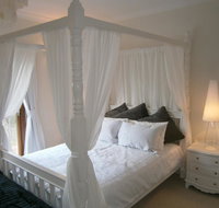 Darnell Bed  Breakfast - Pubs and Clubs