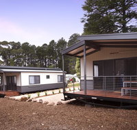 Daylesford Holiday Park - Pubs and Clubs