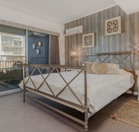 Del Mar 05 - Pubs and Clubs