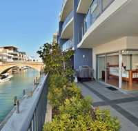 Del Mar 28 - Pubs and Clubs