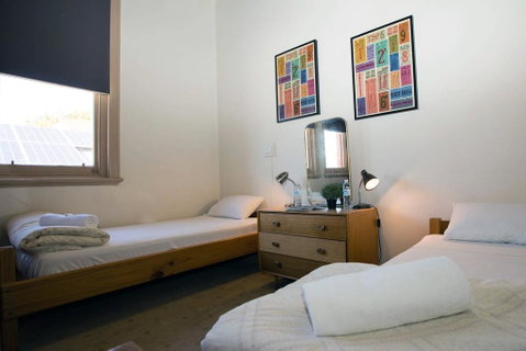Delatite Hotel - Go Out 0