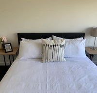 Delicate and Peaceful Bundoora Townhouse 11-R3 - Pubs and Clubs