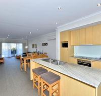 DelMar 3 - Pubs and Clubs