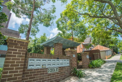 Designed Home Of Ultimate Convenience In Gordon - Go Out 1