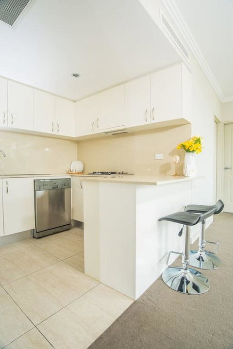 Designed Home Of Ultimate Convenience In Gordon - Go Out 3
