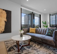 Designer 2BR with Carpark Monash UniCaulfield - Pubs and Clubs