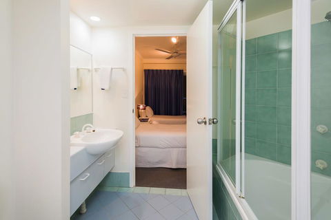 Diamond Cove Resort - Go Out 2