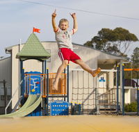 Discovery Parks - Gerroa - Pubs and Clubs