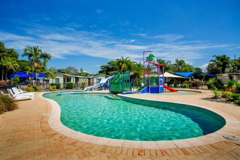 Discovery Parks - Harrington - Pubs and Clubs 0