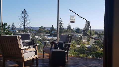 Dog Friendly Peregian Beach Home With Views - Pubs and Clubs 1